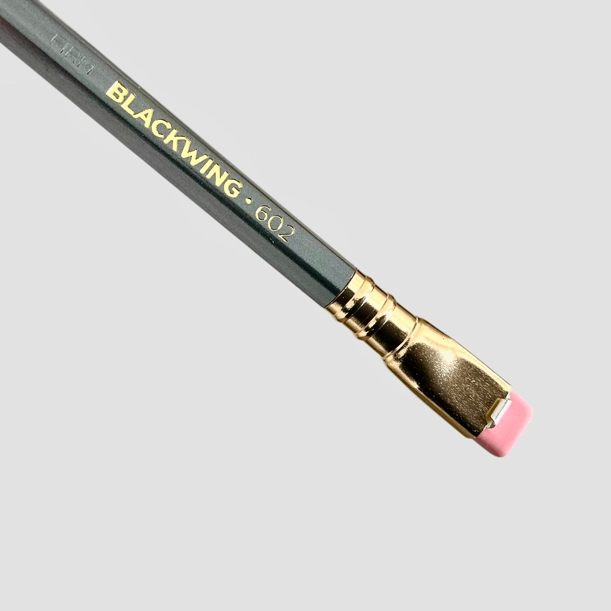 Lápiz Blackwing 602 Gris. Palomino - Black Sheep Handmade