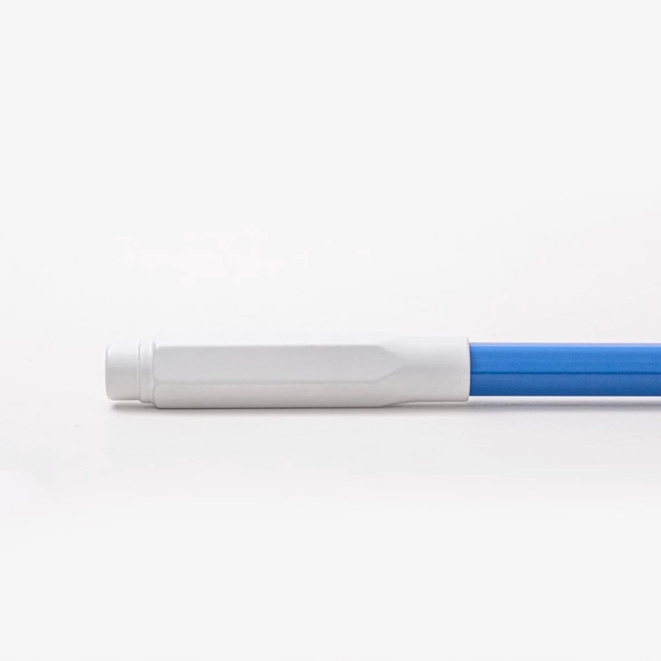 Guardas Puntas. Blanco. Blackwing - Black Sheep Handmade