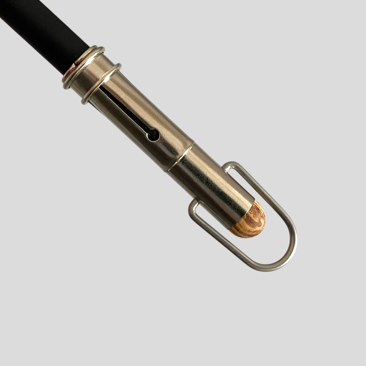 Guarda puntas con tapón de madera. e+m - Black Sheep Handmade