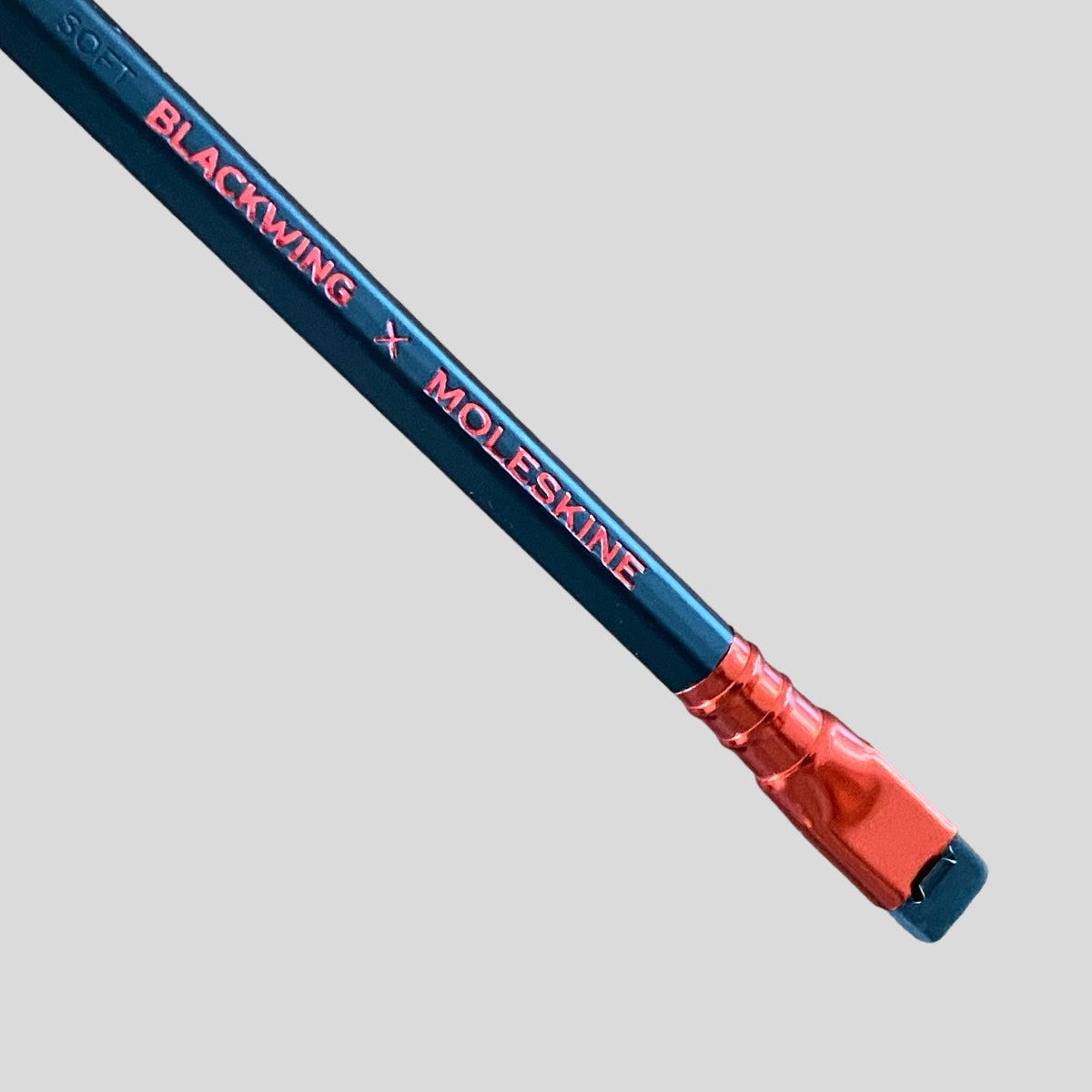 Lápiz Blackwing x Moleskine. Soft.