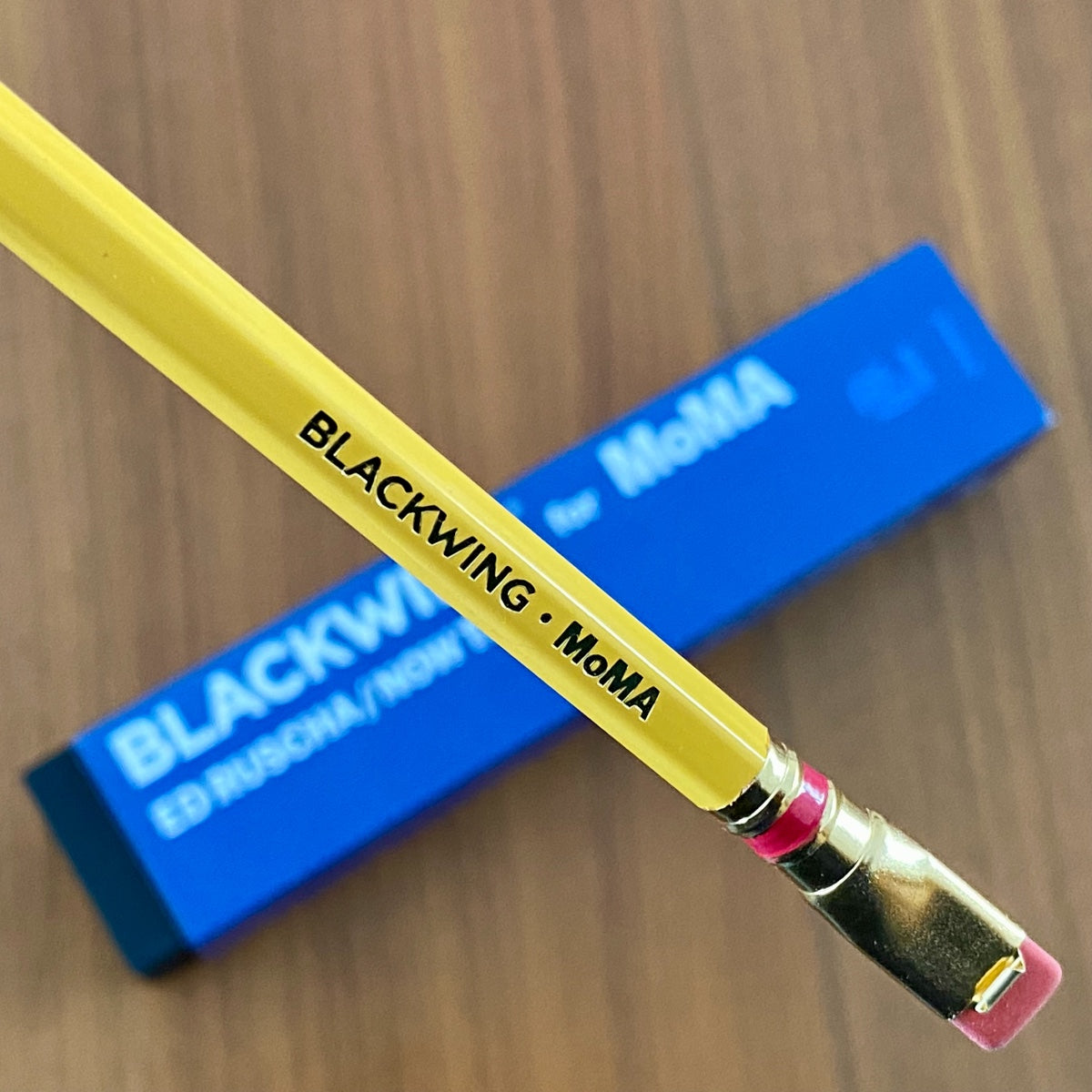 lápiz Blackwing x MoMA Ed Ruscha + caja original (1 lápiz)