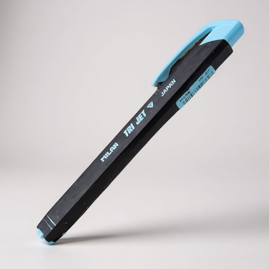 Portagomas Triangular Tri Jet. Milan - Black Sheep Handmade