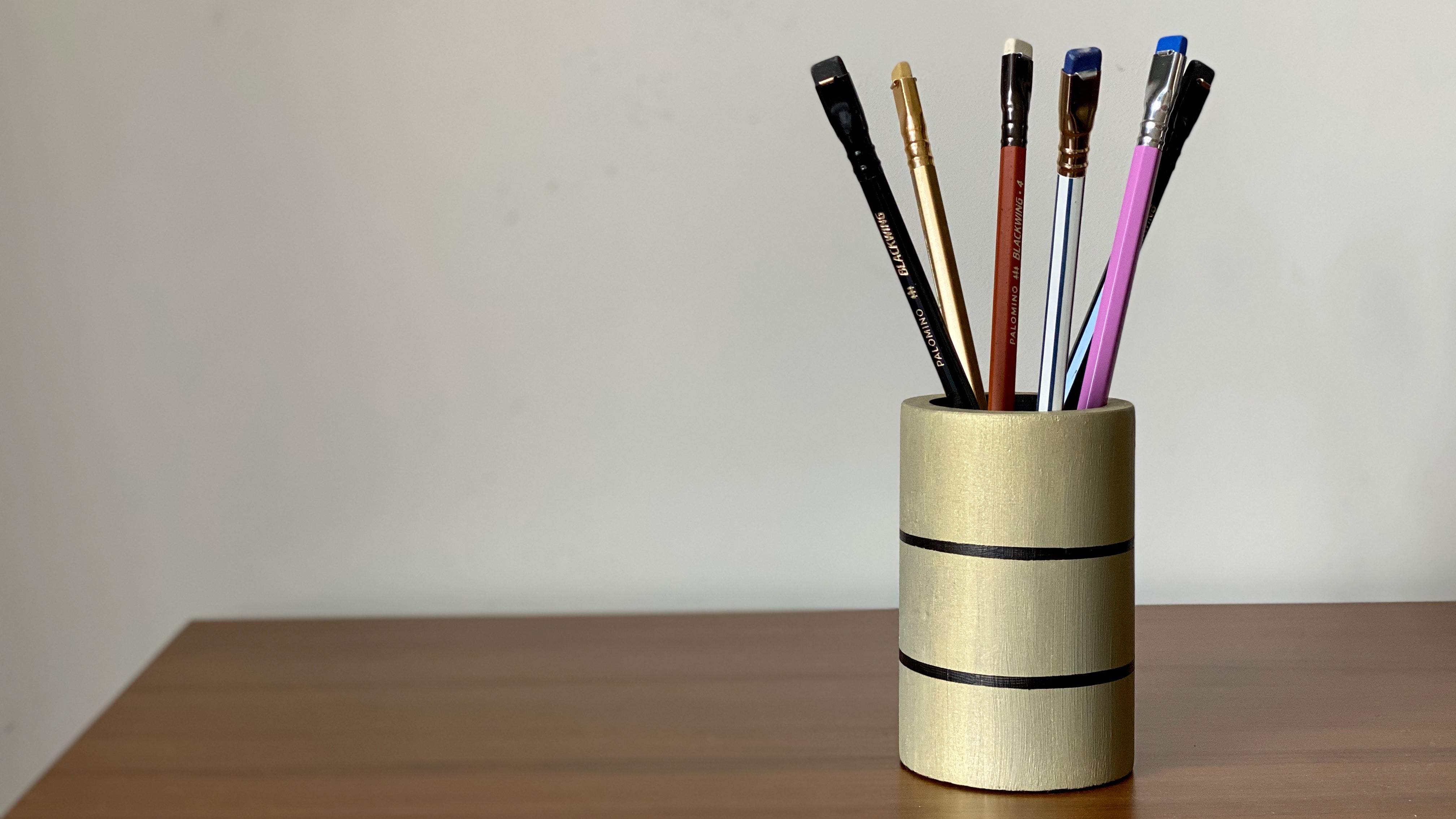 Pencil holder. Lisa Collection. Black Sheep Handmade