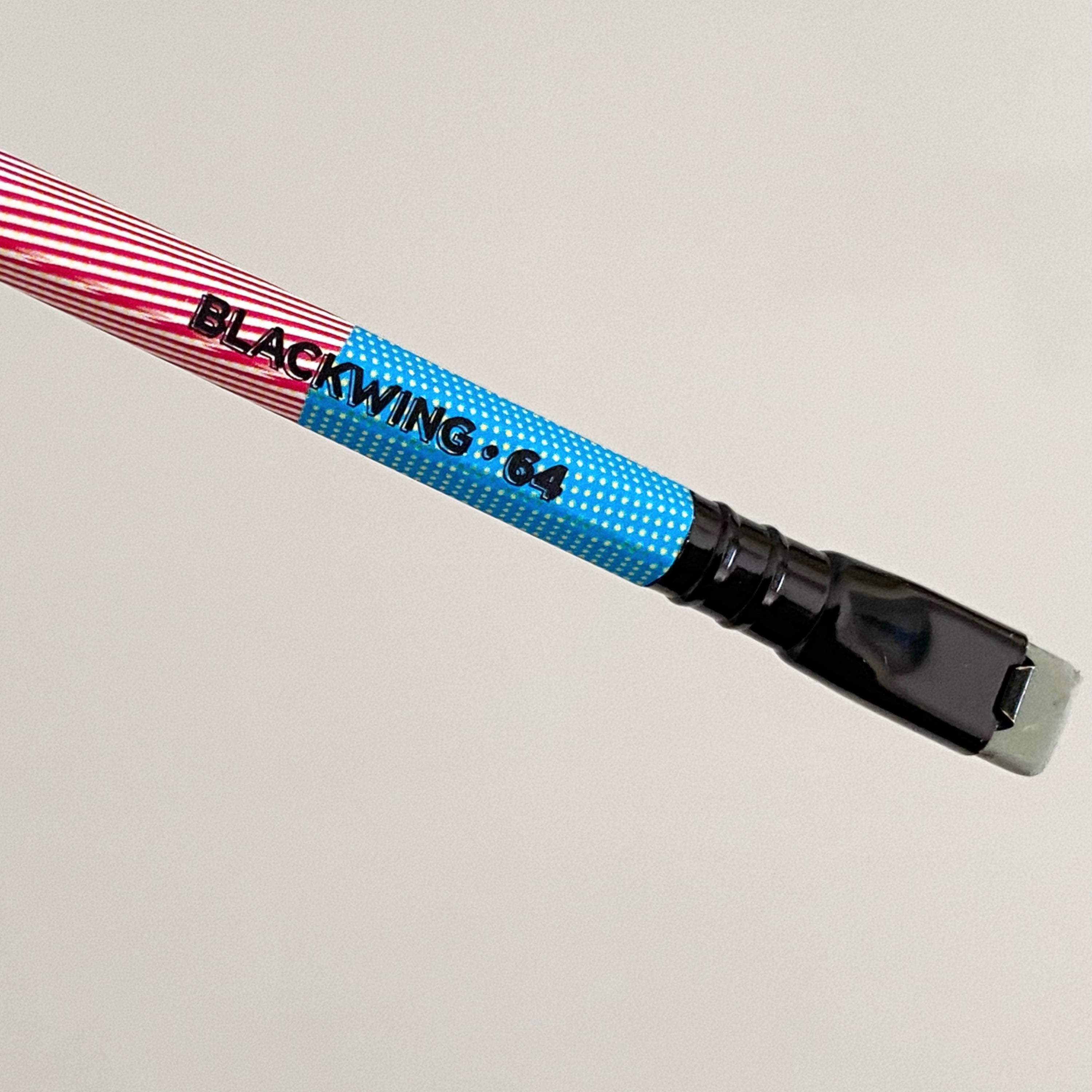 Lápiz Blackwing Volume 64 en Black Sheep Pencils