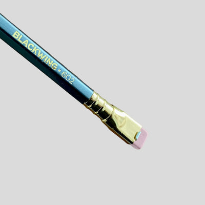 Lápiz Blackwing 602 Mini. Palomino - Black Sheep Handmade