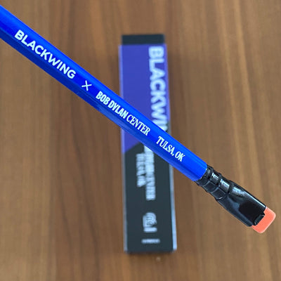 Lápiz Blackwing x Bob Dylan Center + caja original (1 lápiz) - Black Sheep Handmade
