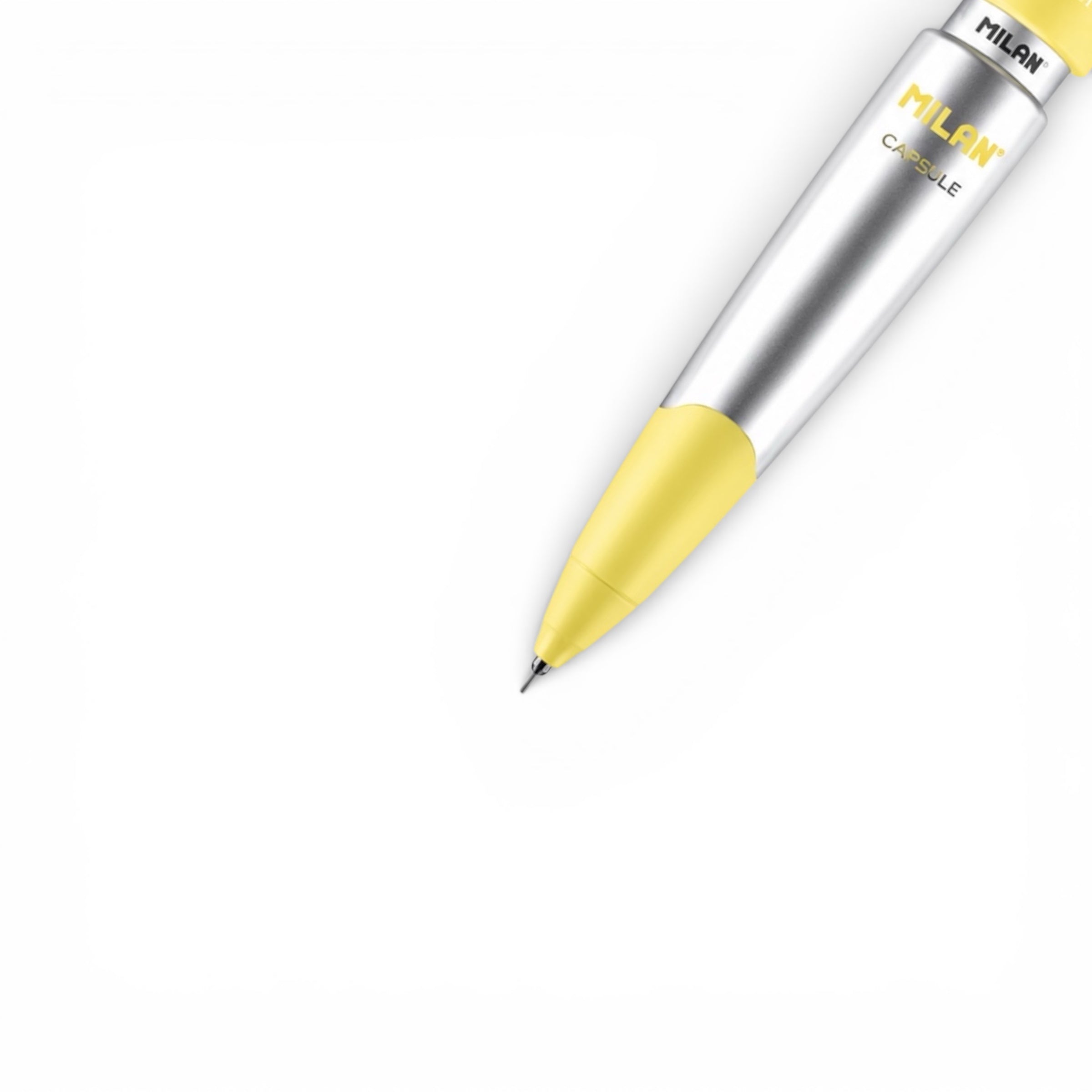 Portaminas MILAN CAPSULE Slim Silver 0,5 mm. Diseño compacto, escritura precisa
