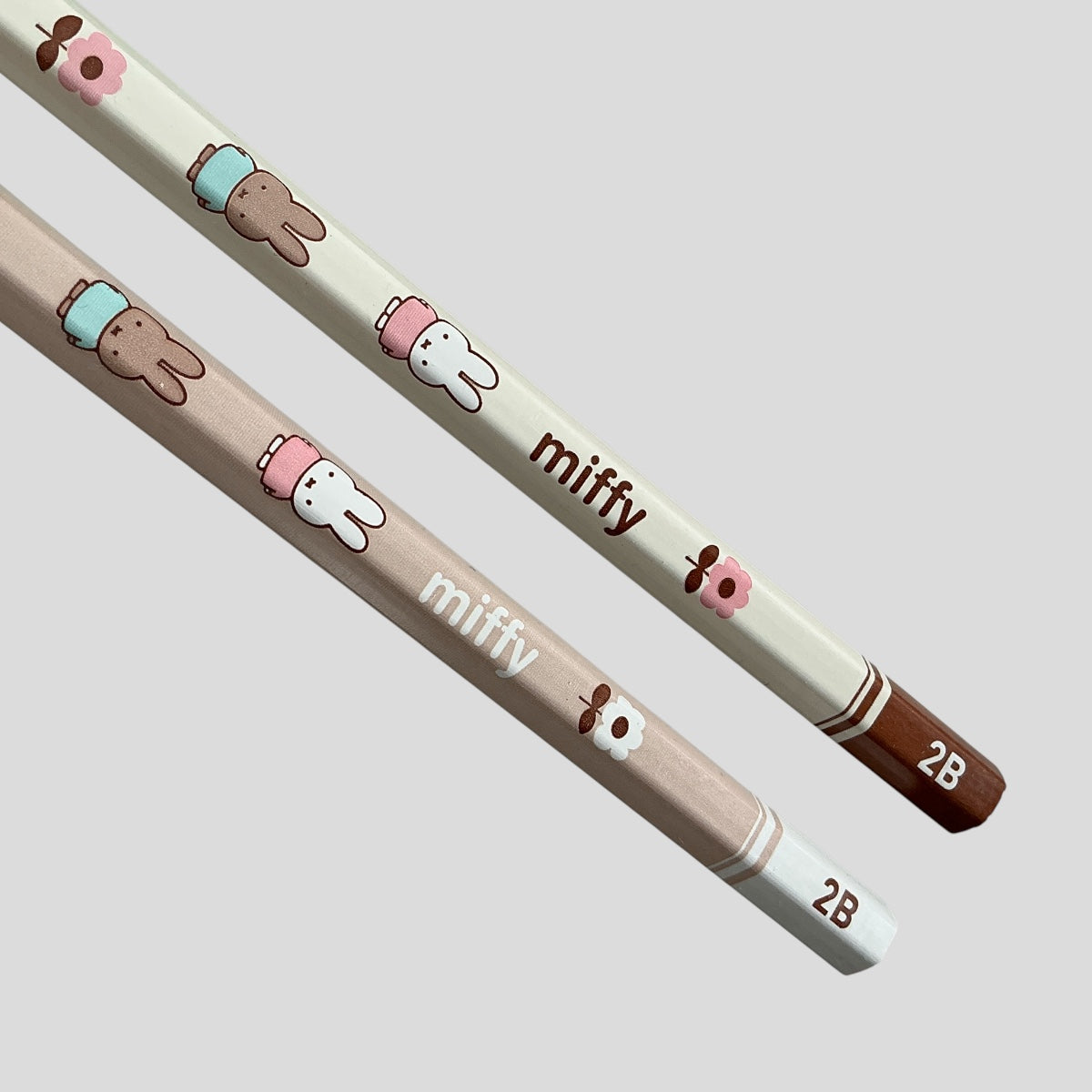 Lápiz Miffy 797. 2B. Kutsuwa. (2 lápices)