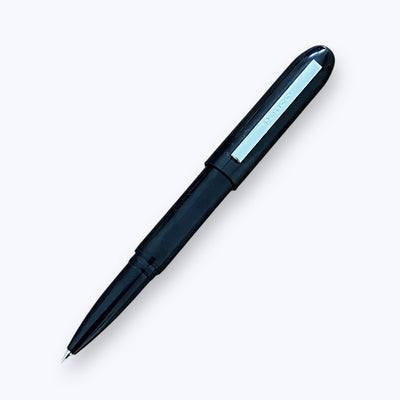 Portaminas Penco Bullet Pencil Light Black. Pequeño en tamaño. Enorme en personalidad.