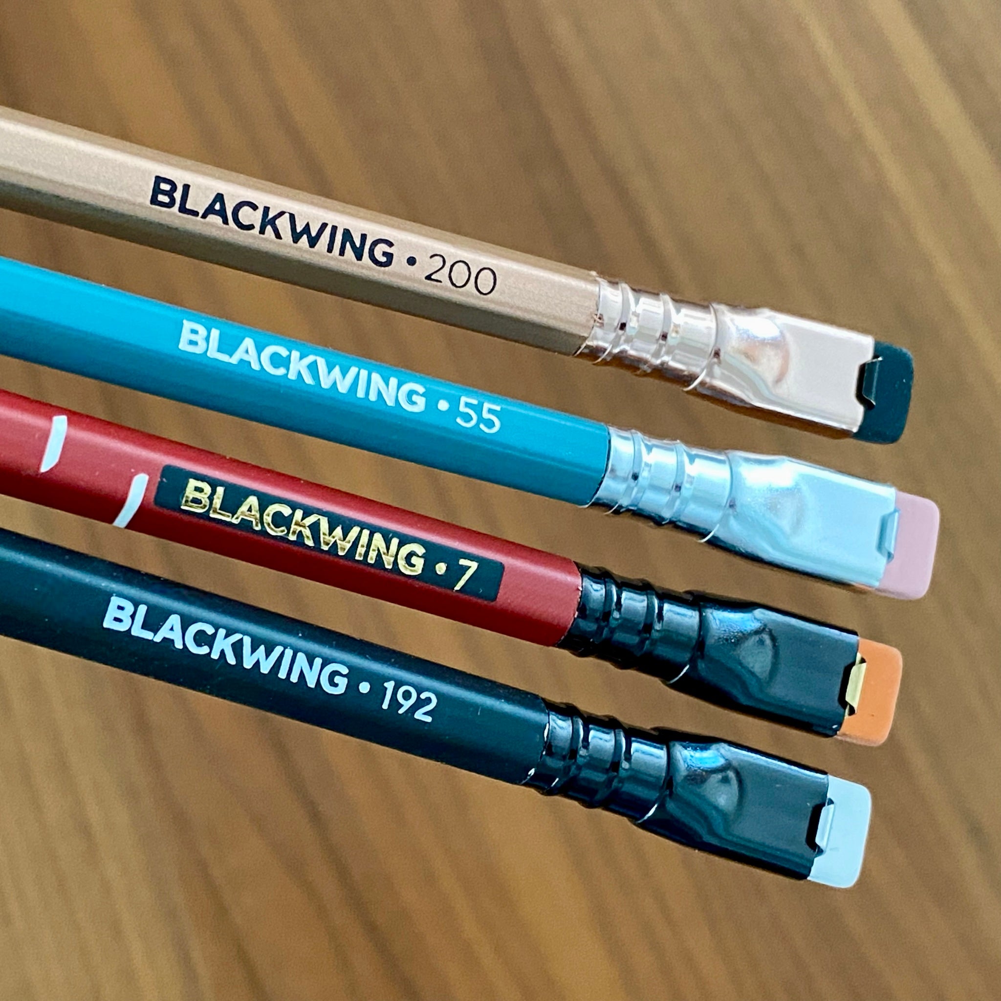 Lápices Blackwing año 2022 (4 lápices). Palomino